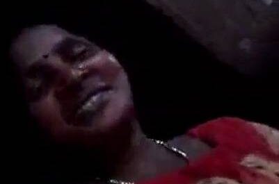 Village Hot Aunty Teasing Nude XXX Show