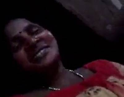 Village Hot Aunty Teasing Nude XXX Show