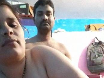Allahabad Horny Couple Hot Doggy Xxx Video
