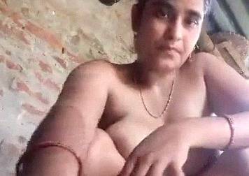 Dehati Sexy Babe Desi Bloody Chut