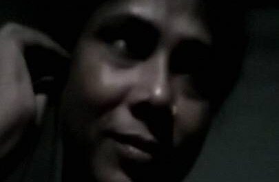 Nogaon Naughty Lady Show Her Boobs