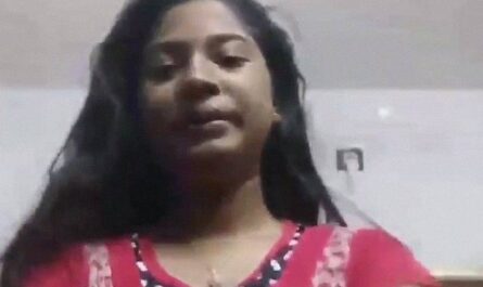 Nude Sexy Desi Girl Stripping Selfie Porn