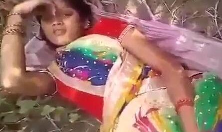 Outdoor Xvideo With Sexy Desi Randi