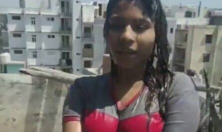 Sexy Desi Nipple Pokie Terrace Tease XXX Hd Porn