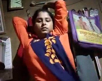 Sexy Fathima Naked Tease XXX Video