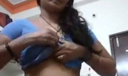 Sexy Telugu Aunty Naked Desi Mms