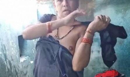Dehati Tamil Thanjavur Milf Aunty Naked Bathing Solo