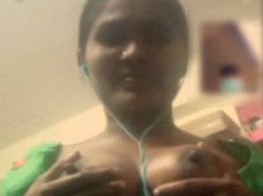 Green Saree Horny Sexy Desi Aunty Video Call XXX