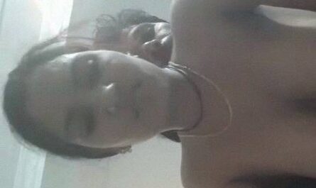 Indian Horny Couple Ki Chudai With Kela Hot Sex Video