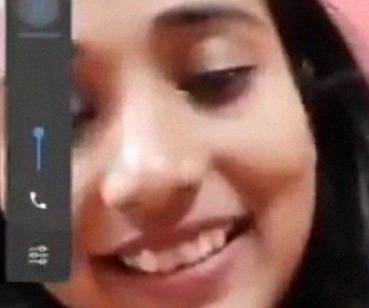 Punjabi Sexy Kudi Exposing Nude On Demand Of Her Boyfriend