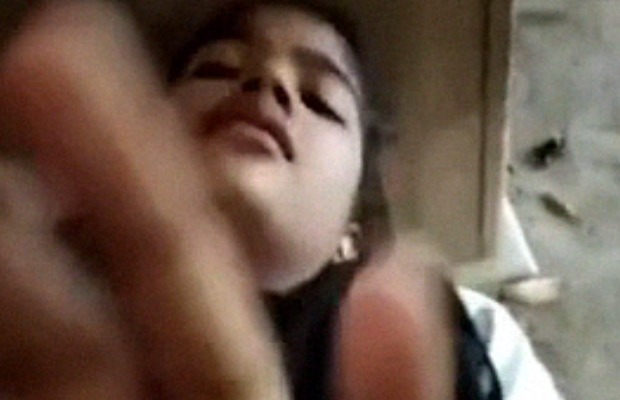 Amateur 18 Yr Old Bangladeshi Sexy Teen Enjoying Hot Sex