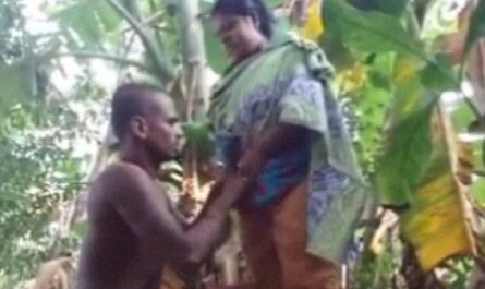 Bangladeshi Servant Sex With Housewife Outdoor XXX Video