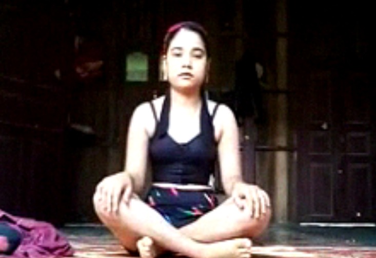 Beautiful Assamese Naughty Girl Stripping Solo Desi XXX Video