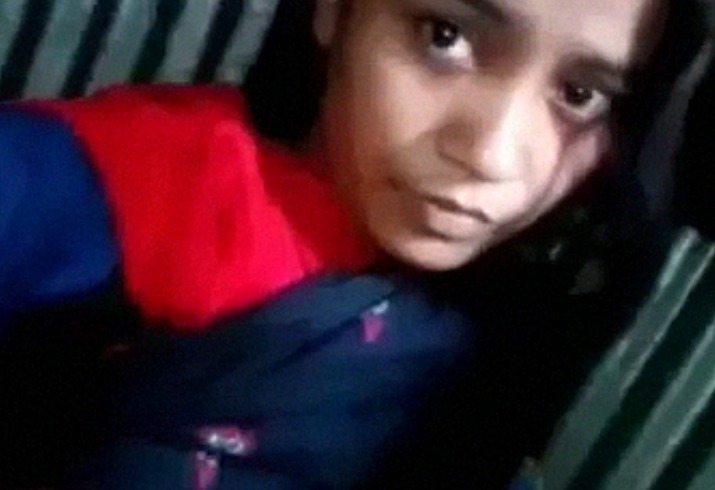 Hairy Pussy Bangladeshi Sexy Young Girl Fingering Chut