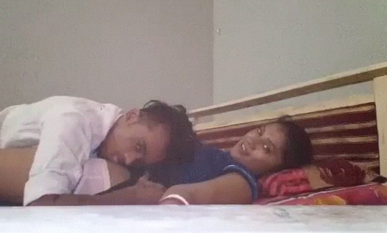 Indian Foreplay And Oral Sex With Slutty Neighbor Bhabhi