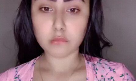 Indian Sexy Model Girl Playing With Her Boobs And Nipple