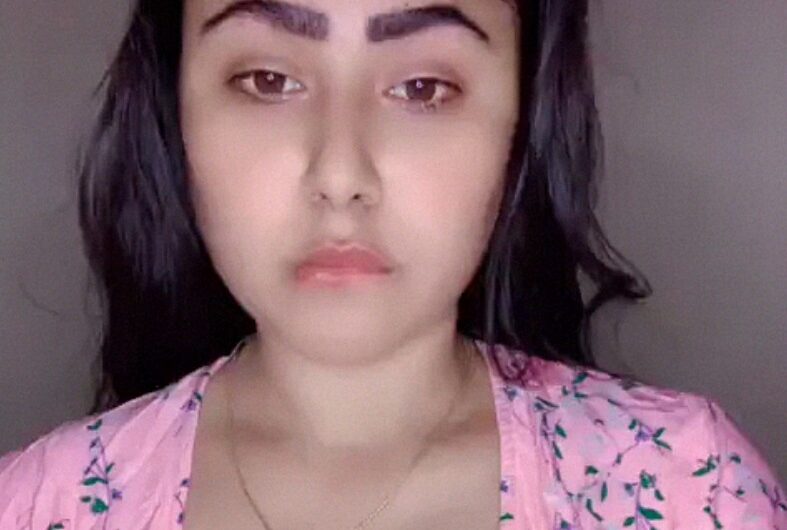 Indian Sexy Model Girl Playing With Her Boobs And Nipple