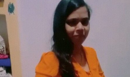 Jharkhand Ki Horny Randi Stripping Clothes Getting Ready For Sex