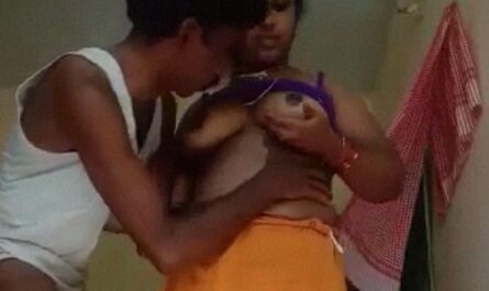 Kerala Mallu Mulachi Sexy Aunty Having Sex With Her Secret Lover