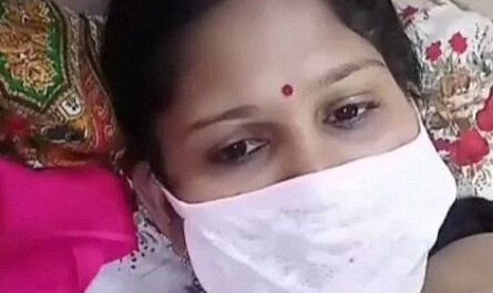 Laad Bazar Milf Aunty Naked Show Of Her Big Boobs