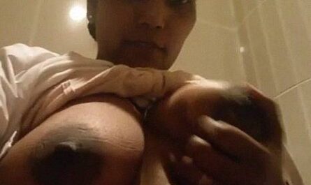 Mallu Nurse Busty Aunty Naked Mula And Tit Show Desi Mms Porn