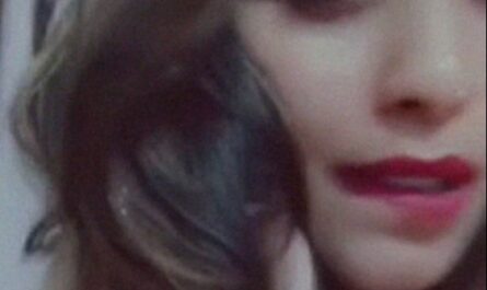 Naked Islamabad Sexy Figure Model Showing Huge Boobs