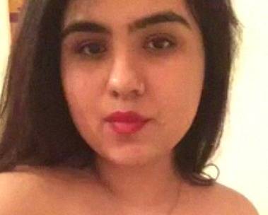 Sexy Horny Pakistani News Reader Lady Pissing Selfie XXX Leaks