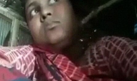 Unsatisfied Chubby Housewife From Bangladesh Dildo Masturbation