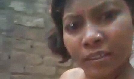 Village Lady Nude Bath XXX Video