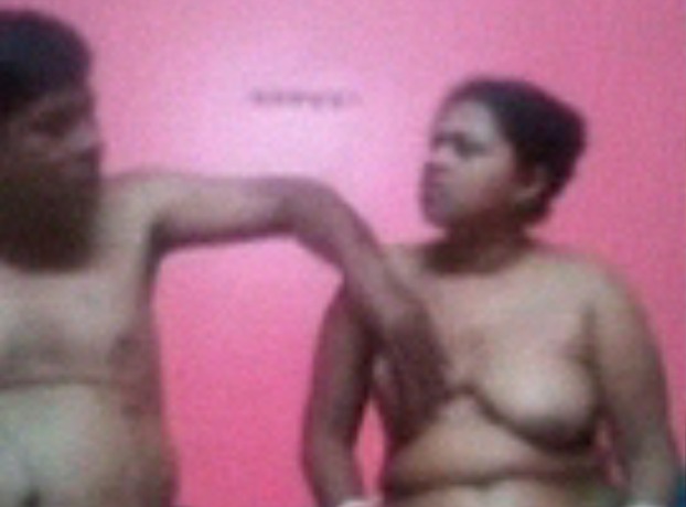 Bangladeshi Hot Boudi Sex Affair Leaked Online
