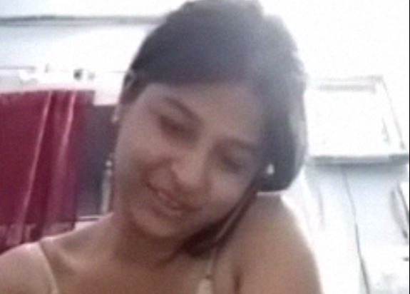 Beautiful Hot Bhabhi Making Naked XXX Video For Hubby