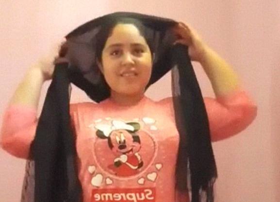 Big Boobed Naughty Paki Beauty Opens Up The Shutter