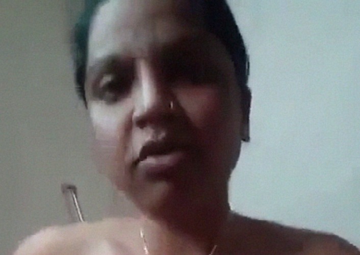 Bitchy Horny Bhabhi Riding Lund Of Her Lover Desi Mms