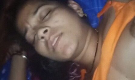 Cham Cham Chudai With Tight Figured Hot Desi Bhabhi