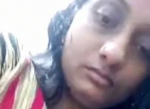 Cheating Sexy Malayali Bharya Showing Boobs And Asking Veno