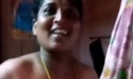 Coimbatore Tamil Slutty Wife Caught Showing Nude By Lover