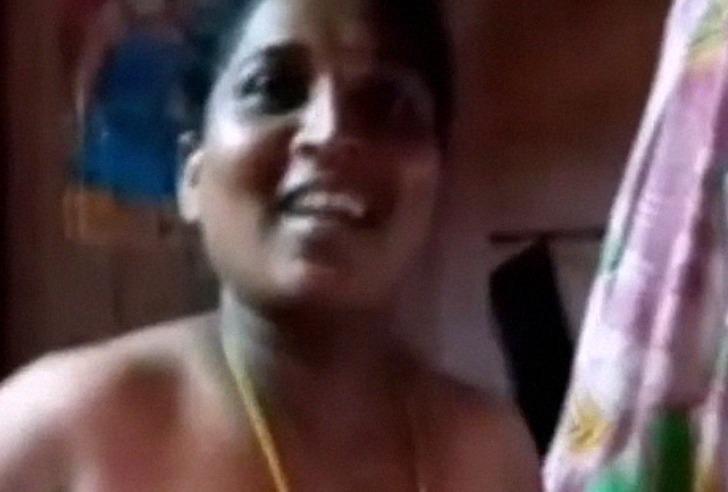 Coimbatore Tamil Slutty Wife Caught Showing Nude By Lover