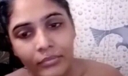 Cute Naughty Nursing Girl Naked Bathing Video