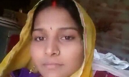 Dehati Indian Hot Lady Flaunts Her Horny Wet Pussy And Firm Boobs