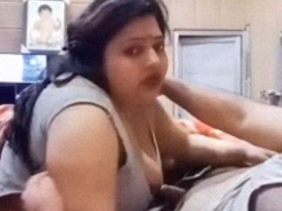 Desi Chubby Milf Sucking Cock Of Her Bf