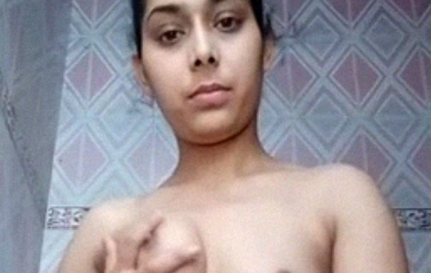 Desi Horny Lady Showing Off Her Tight Asshole And Pussy
