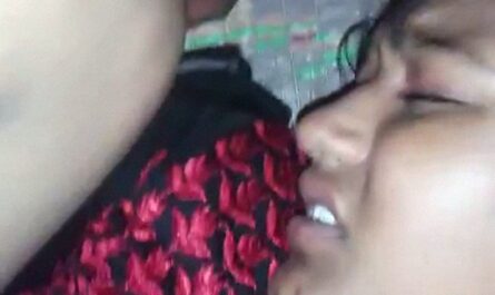 Garment Shop Sexy Staff Girl Having Sex With Pervert Elder Staff