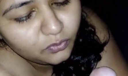 Huge Boobed Indian Sexy Milf Aunty Ki Sucking And Fucking Xxx