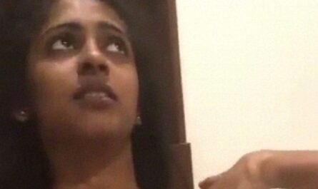 Indian Sexy Figure Gf Making A Naked Video Of Her Bf Leaked Online