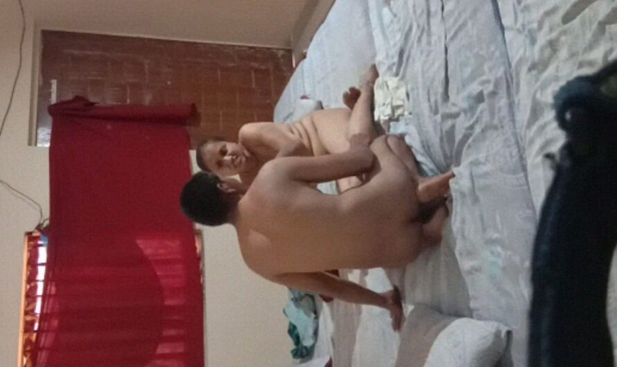 Indian Horny Aunt Whore Getting Fucked Hard In A Room