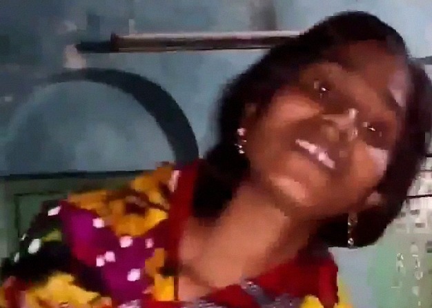 Local Indian Handjob XXX Video Of Dehati Randi