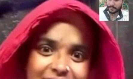 Local Indian Hottie Masturbating Horny Pussy Using Cucumber