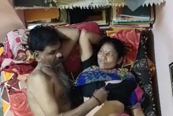 Mature Indian Horny Couple Fucking Video Leaked Online