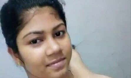 Naughty Indian Lady Exposing Fully Nude In Bathroom XXX Video