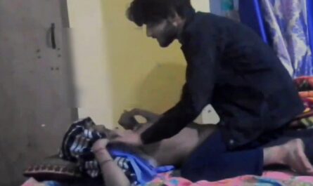 Pakistani Guy Filming Nude Hot Gf And Fondling Her Boobs